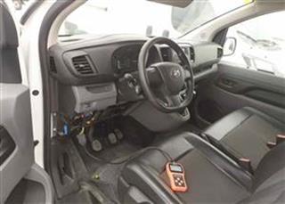 TOYOTA 1.5D 74KW MWB BUSINESS (102CV) FURG - 3462-LKZ